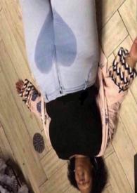 又被囚禁在讨厌同学的房间里